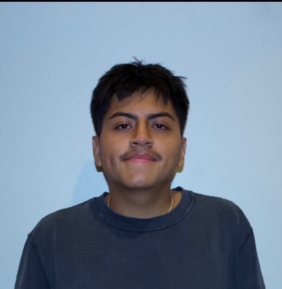 Omar Saquisili headshot